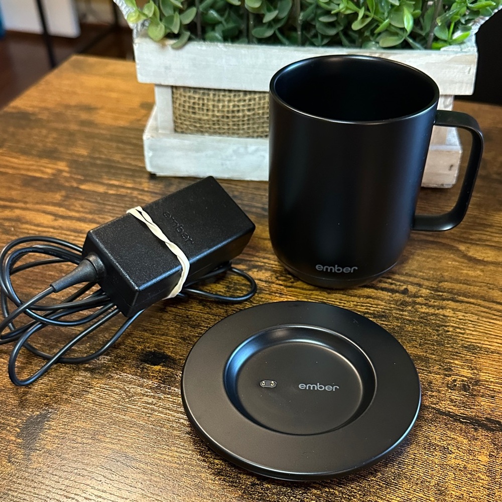 Ember Black Smart Mug with Charger